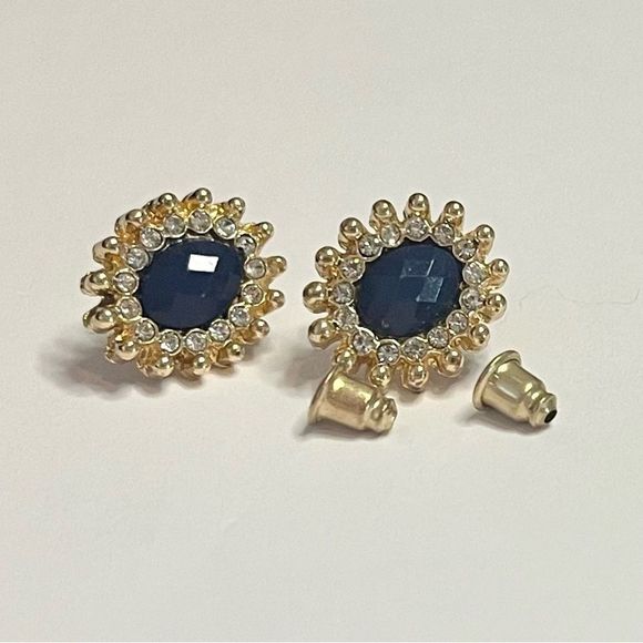 Faux, gold tone blue faceted w/clear rhinestones pierced earrings - Picture 3 of 9